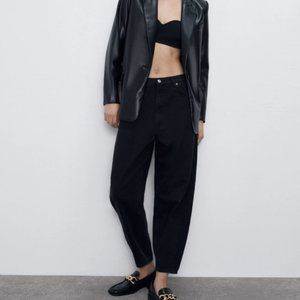 Zara Black Slouchy Petite Mom Jeans